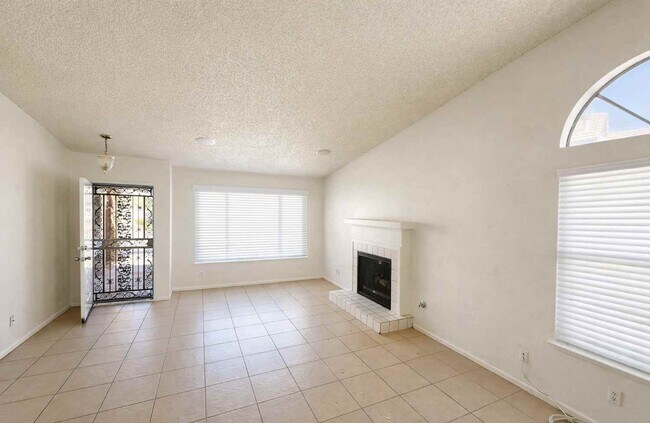 Building Photo - 3213 Coral Harbor Dr