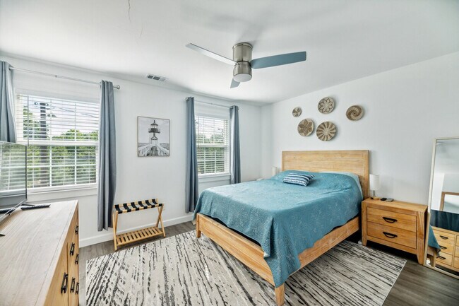 Building Photo - 111 Hanover St