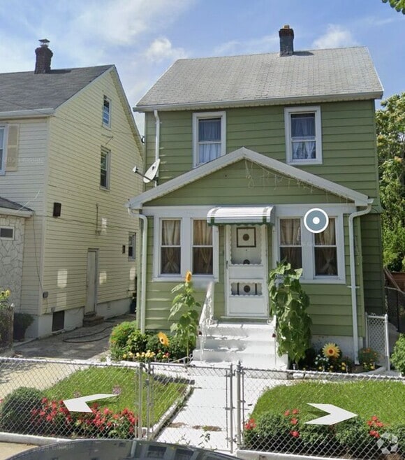 Building Photo - 143-07 119th Ave