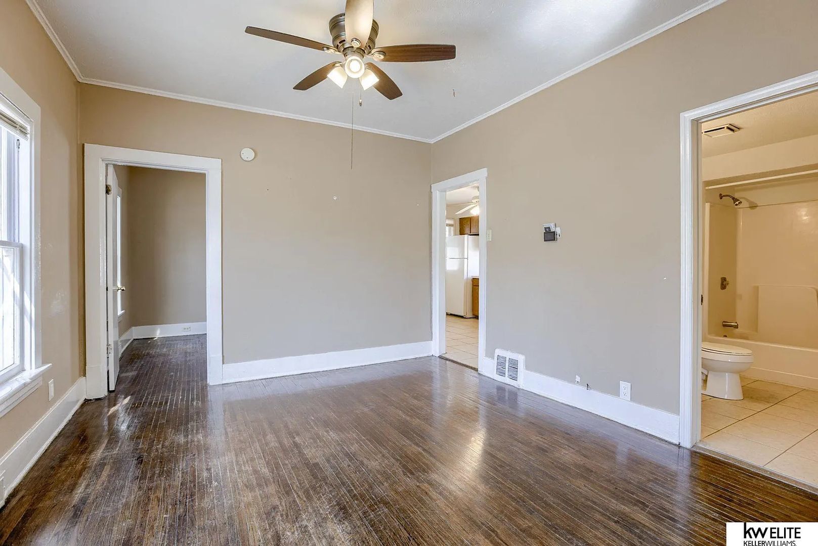 Building Photo - 4542 Franklin St