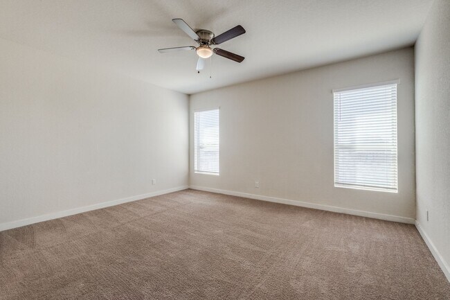 Building Photo - 3 Bedroom/2 Bath Bricewood Subdivision