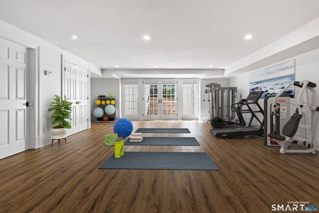 Building Photo - 1421 Oenoke Ridge