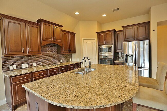 Building Photo - 6707 Miller Shadow Ln