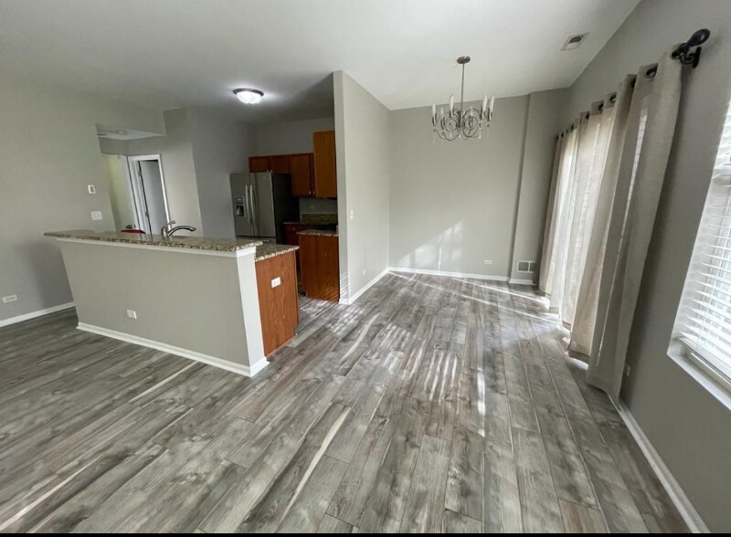 Building Photo - 3915 Granite Ct