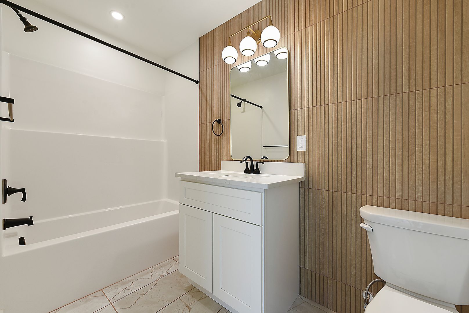 Interior Photo - The Benedict
