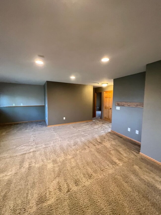 Building Photo - Big, Beautiful Home in Black Hawk/Summerse...
