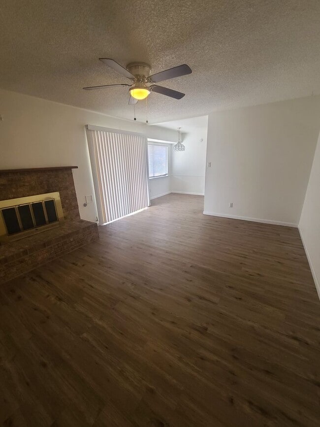 Building Photo - GREAT 3BR HOME IN NICE NE HEIGHTS AREA!