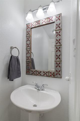 Building Photo - 3187 Blue Oak Dr