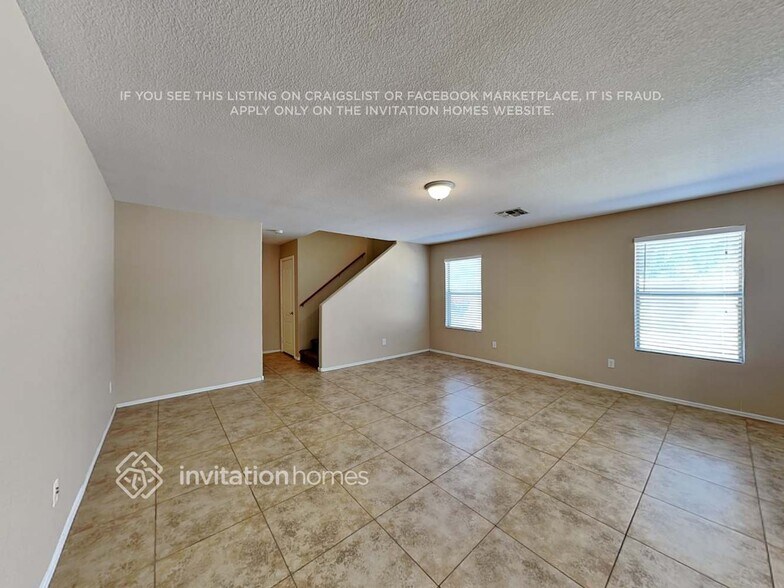 Building Photo - 3075 E Santa Rosa Dr