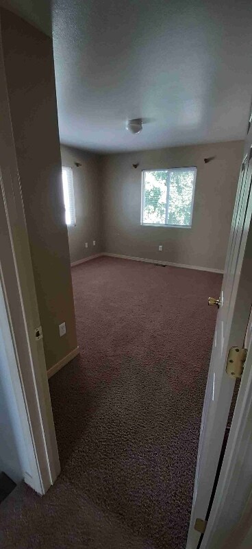 Building Photo - 2400 Westridge Dr