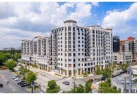 Building Photo - 301 Altara Ave