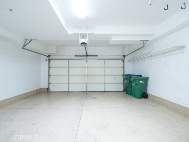 Building Photo - 77 Long Meadow