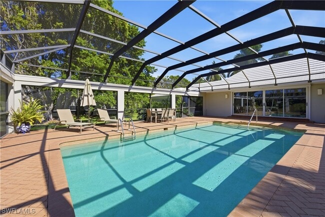 Building Photo - 2700 Lantern Ln