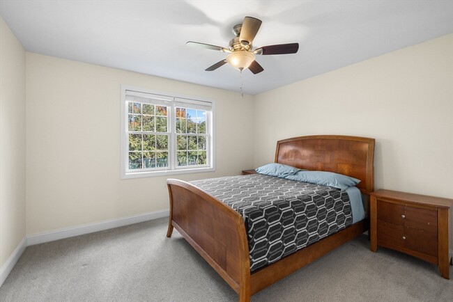 Building Photo - 11 Checkerberry Ln