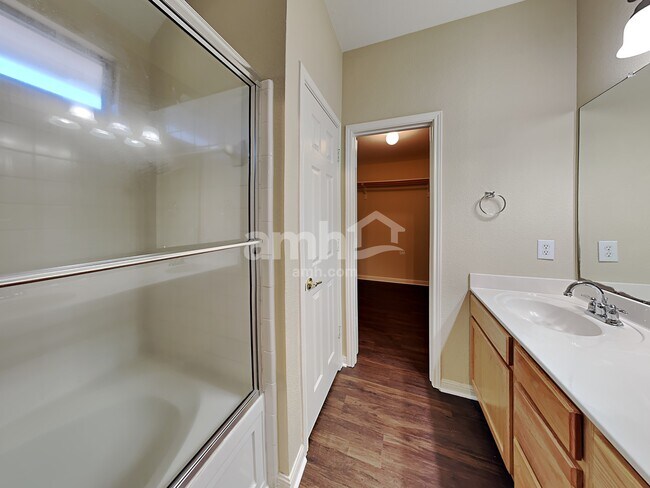 Building Photo - 8802 Gallop Chase