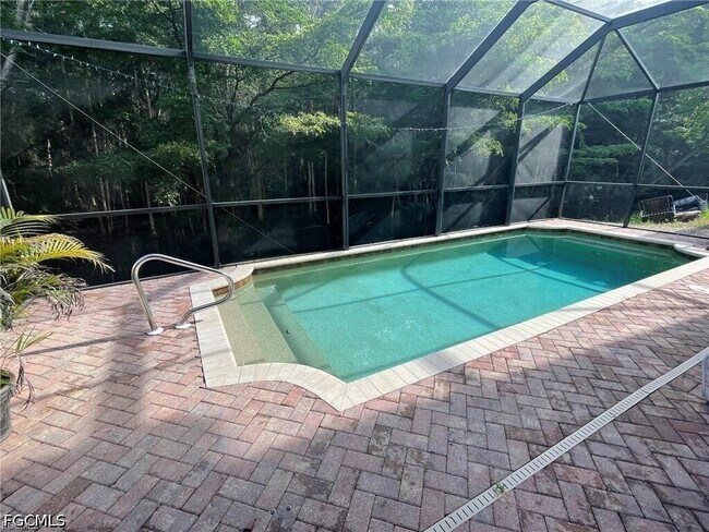 Building Photo - 10257 S Silver Palm Dr