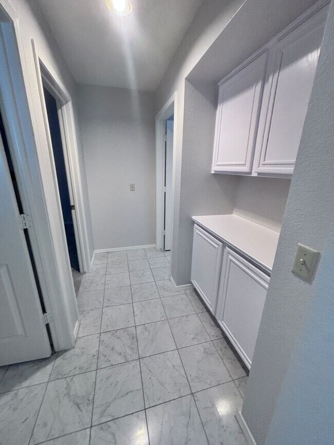 Building Photo - SUN CITY SUMMERLIN 1-STORY ON GOLF COURSE ...