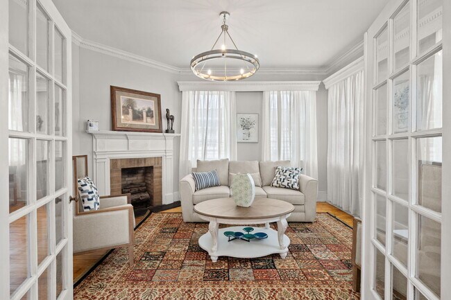 Building Photo - 335 Ashley Ave