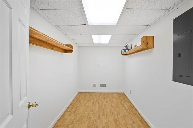 Building Photo - 3036 Vinings Ferry Dr SE