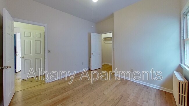 Building Photo - 71 S Allen St