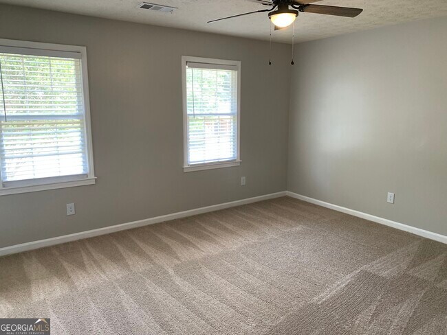 Building Photo - 5234 Wexford Ln