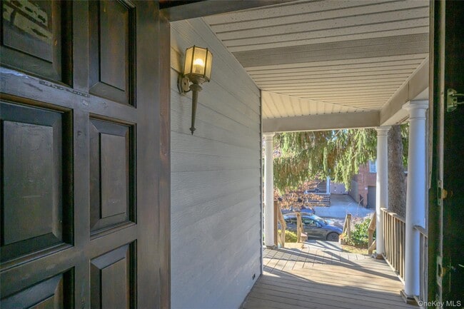 Building Photo - 84-21-84120 120th St