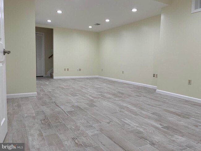 Building Photo - 13610 Soft Breeze Ct