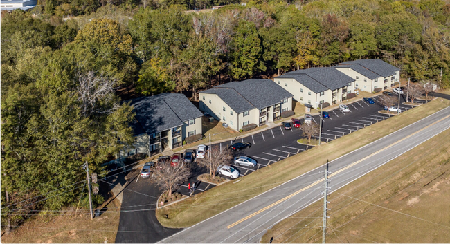Building Photo - Find Your Perfect Home at Phoenix City Apa...
