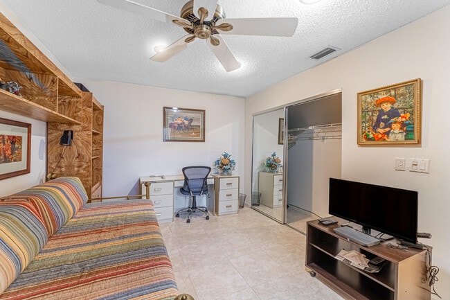 Building Photo - 797 NW 32nd Ave