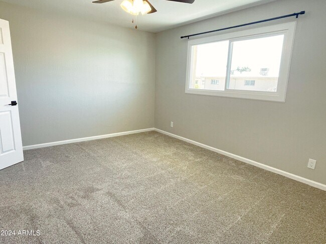 Building Photo - 6845 E Osborn Rd