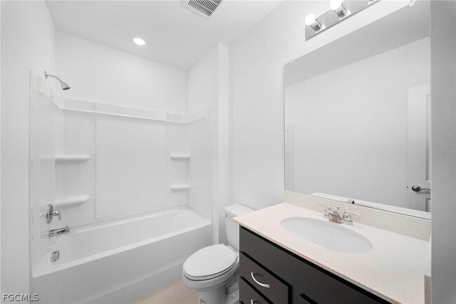 Building Photo - 258 Silent Lk Dr