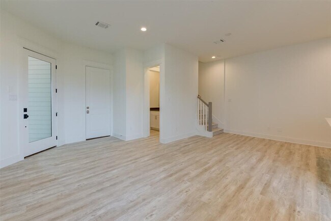 Building Photo - 2551 Judiway St