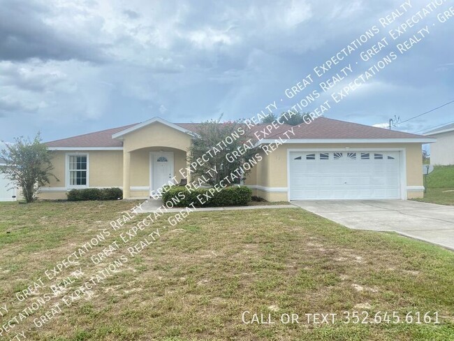 Primary Photo - Three Bedroom Home in SE Ocala