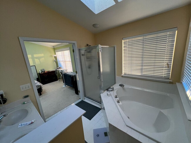 Building Photo - 2456 Rolling Plains Dr