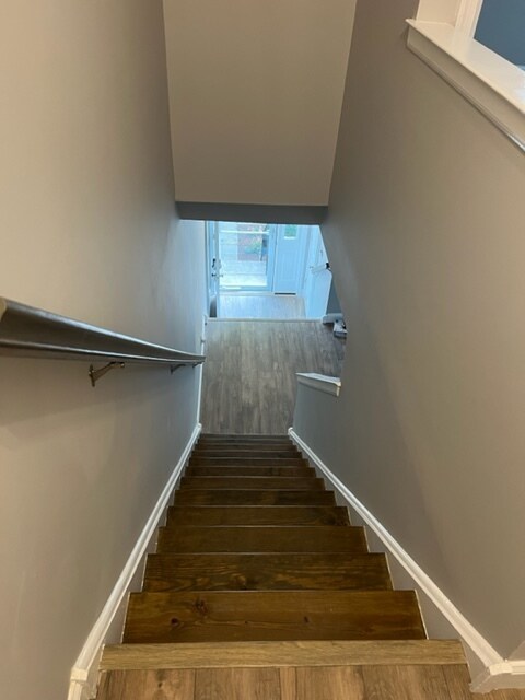 Building Photo - 307 Birch Dr