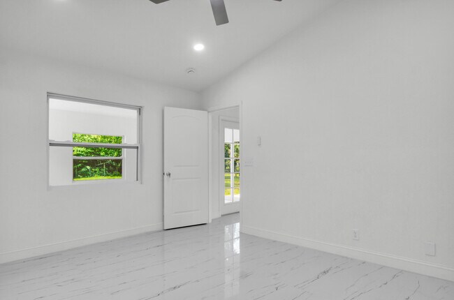 Building Photo - 14817 97th Rd N