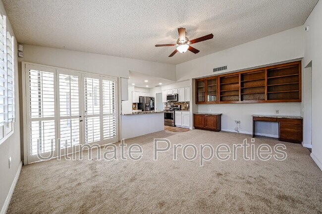 Building Photo - 13107 W Lyric Dr