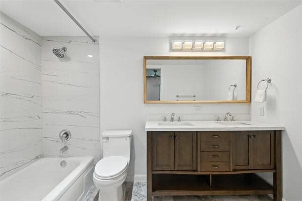 Building Photo - 2004 Granada Dr