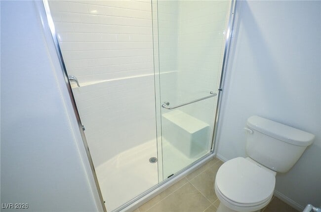 Building Photo - 5401 Lynn Crk Ave