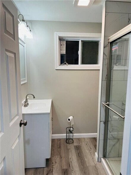 Building Photo - 89 Columbine Ave