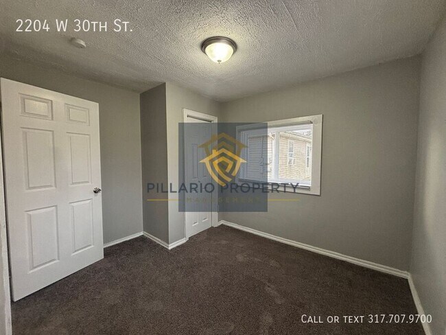 Building Photo - 2204 W 30th St