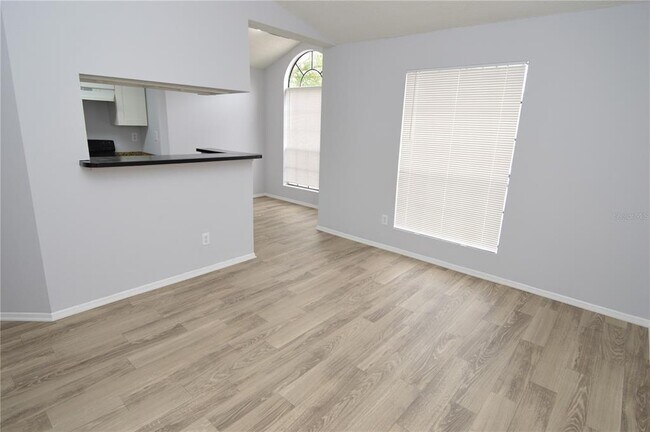 Building Photo - 8722 Mallard Reserve Dr