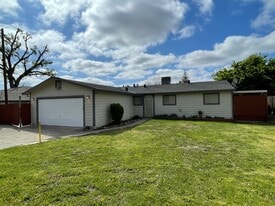 Building Photo - 8572 Oak Ave