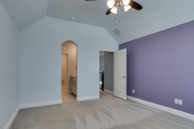Building Photo - 4152 Las Colina Dr