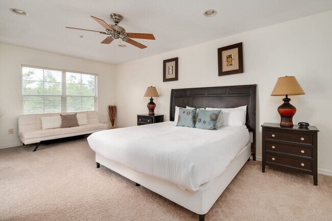 Building Photo - 835 Assembly Ct