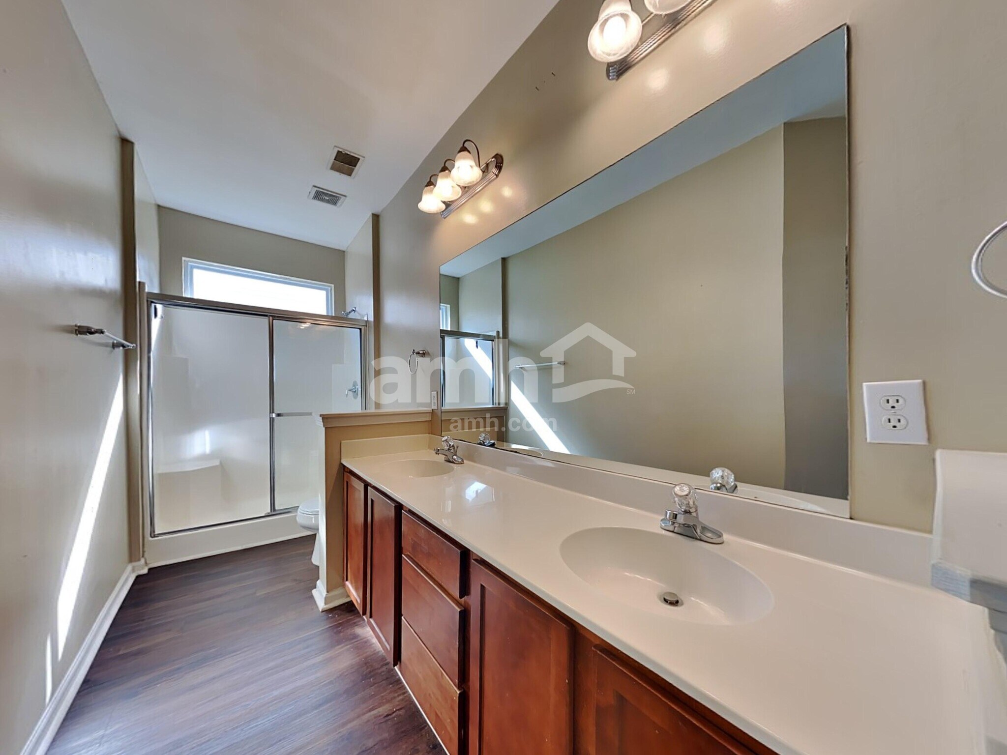 Building Photo - 400 Stoney Field Dr