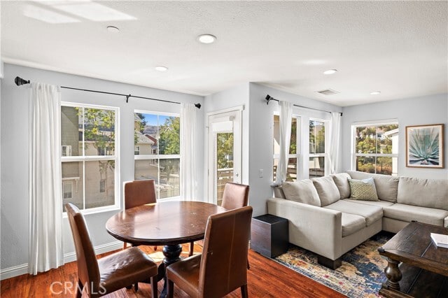 Building Photo - 73 Platinum Cir