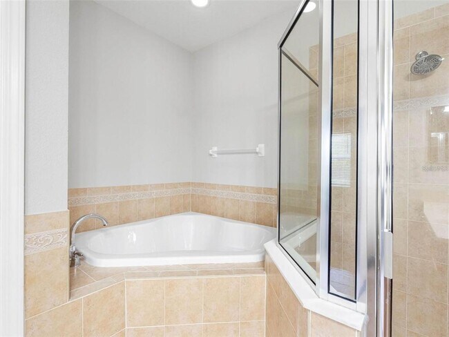 Building Photo - 12820 Belvedere Song Way