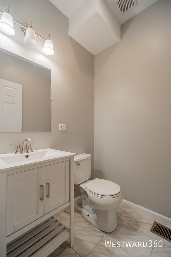 Building Photo - 1906 W 17th St