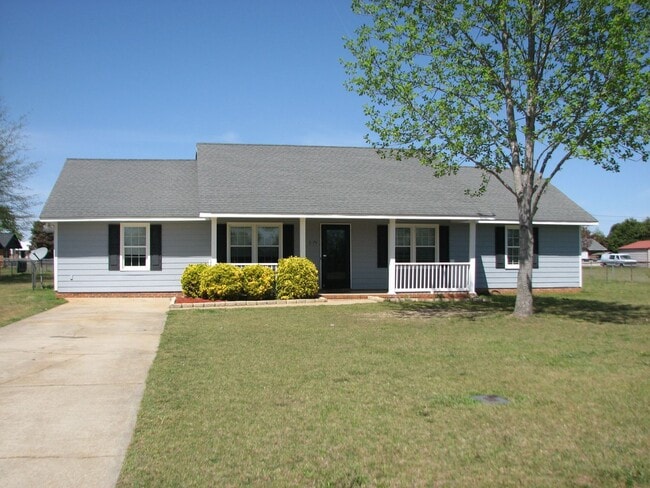 Primary Photo - Close to Shaw AFB!